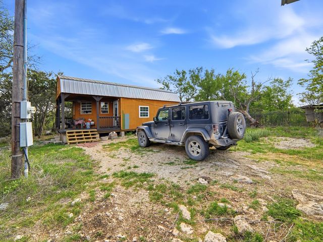 313 Elm Pass 2 Rd, Center Point, TX 78010