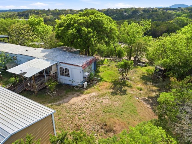 313 Elm Pass 2 Rd, Center Point, TX 78010