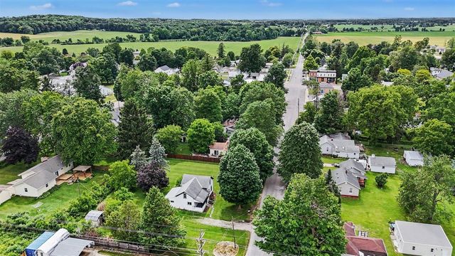 190 E Cross Street, Clarksville, MI 48815