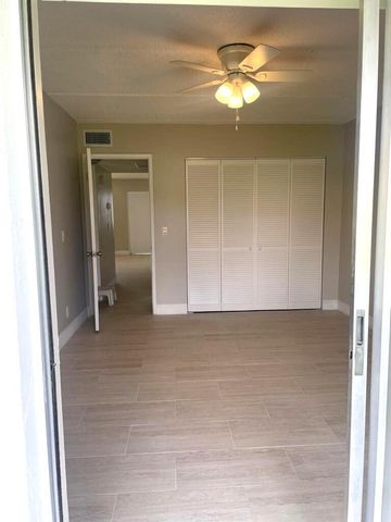 100 Village Green Circle E 112, Palm Springs, FL 33461