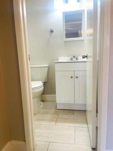 100 Village Green Circle E 112, Palm Springs, FL 33461