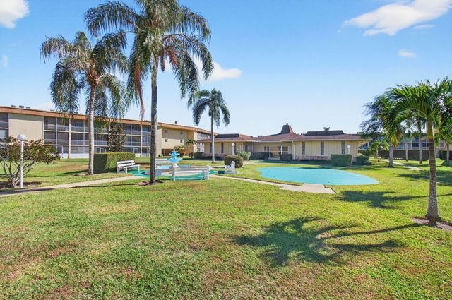 100 Village Green Circle E 112, Palm Springs, FL 33461