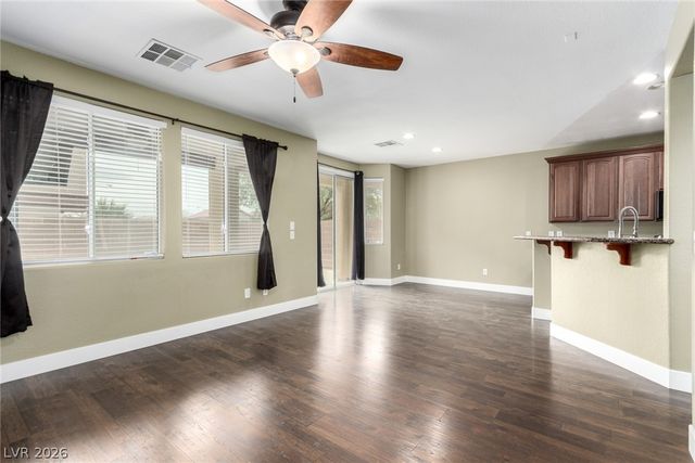 10622 Blue Larkspur Court, Las Vegas, NV 89141