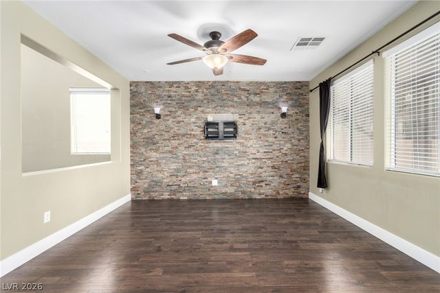 10622 Blue Larkspur Court, Las Vegas, NV 89141