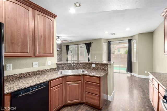 10622 Blue Larkspur Court, Las Vegas, NV 89141