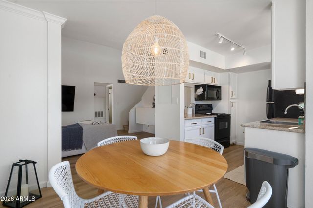 3500 N HAYDEN Road 1106, Scottsdale, AZ 85251