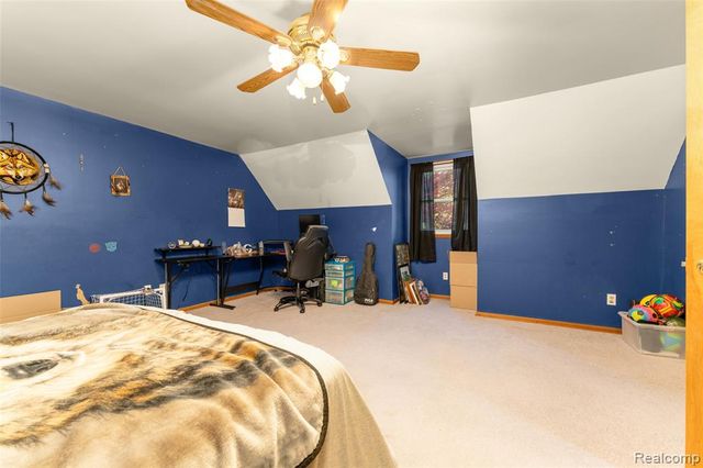 6879 Crofoot Road, Howell, MI 48843