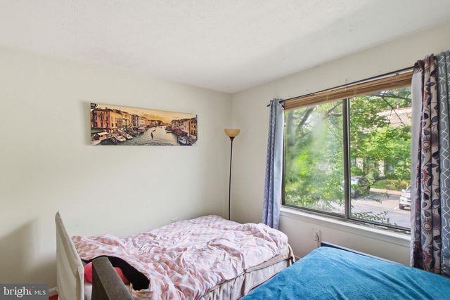 7205 SPLIT RAIL LN, Laurel, MD 20707