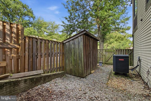 7205 SPLIT RAIL LN, Laurel, MD 20707