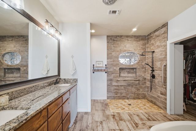 100 Shadle Ridge Court, Poolville, TX 76487