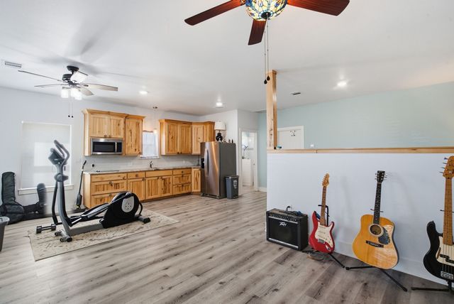 100 Shadle Ridge Court, Poolville, TX 76487