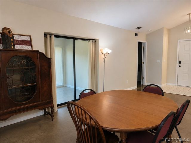 495 E Stratford Avenue, Lecanto, FL 34461