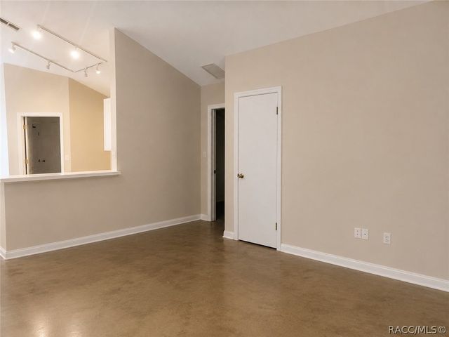 495 E Stratford Avenue, Lecanto, FL 34461