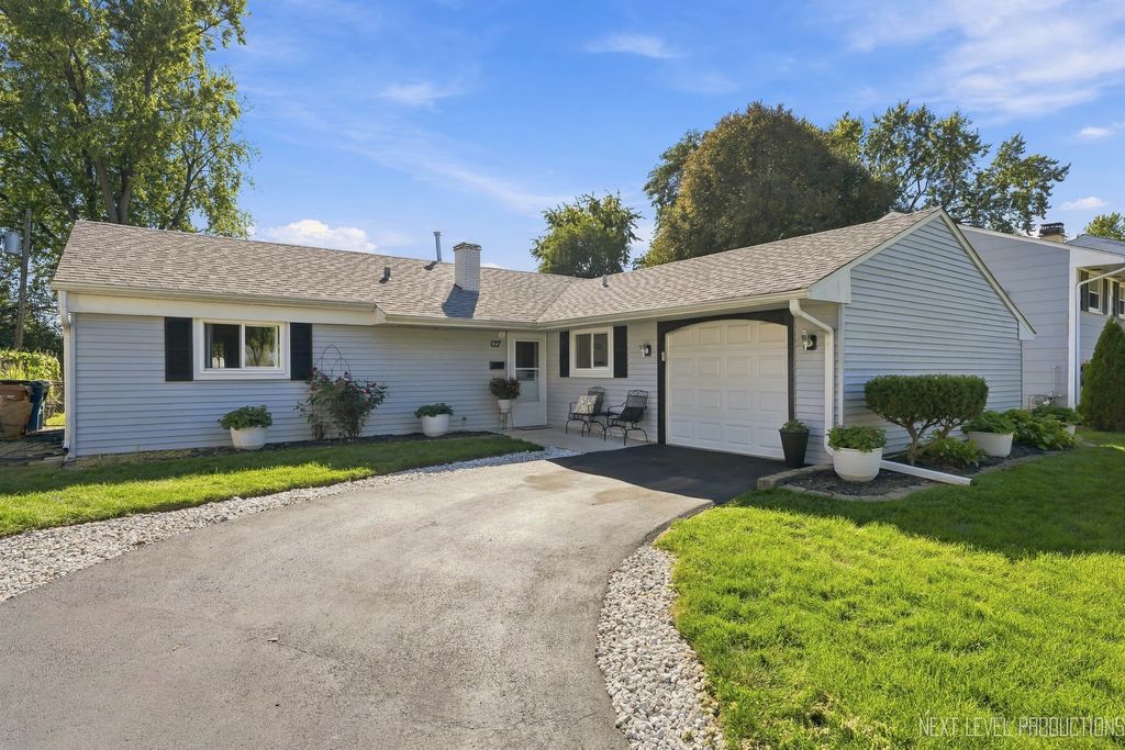127 Armitage Avenue, Glendale Heights, IL 60139 — exterior
