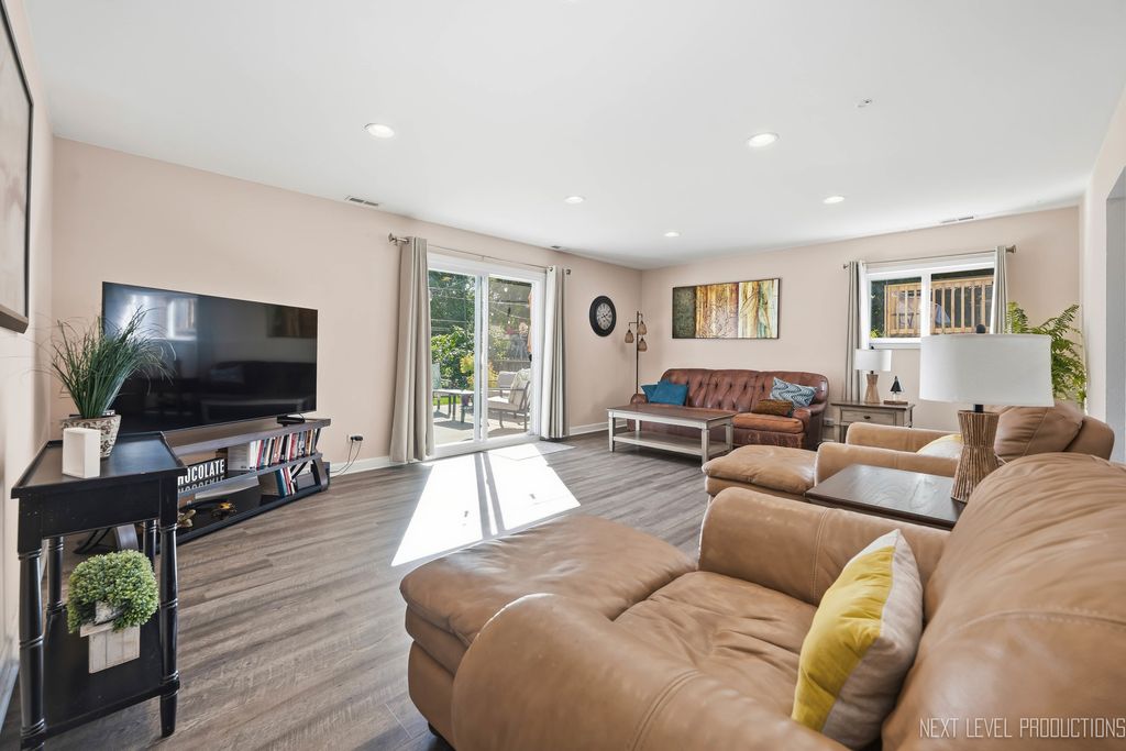 127 Armitage Avenue, Glendale Heights, IL 60139 — photo 3