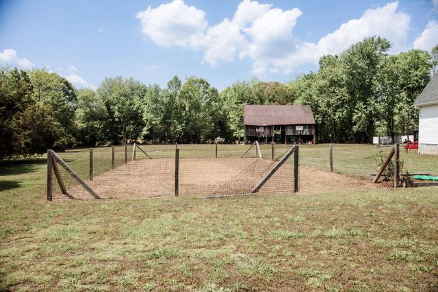 8155 WHEATLEY RD, La Plata, MD 20646