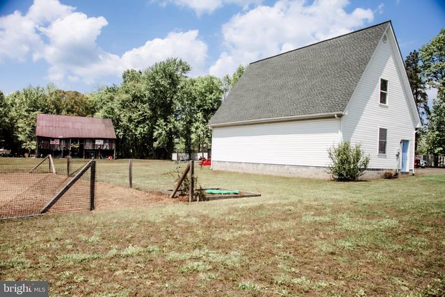 8155 WHEATLEY RD, La Plata, MD 20646