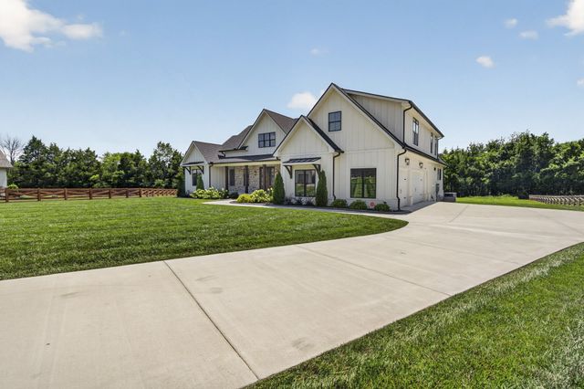 218 Breckenridge Glen Dr, Mount Juliet, TN 37122