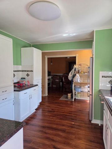 6743 Idaho Avenue, Hammond, IN 46323