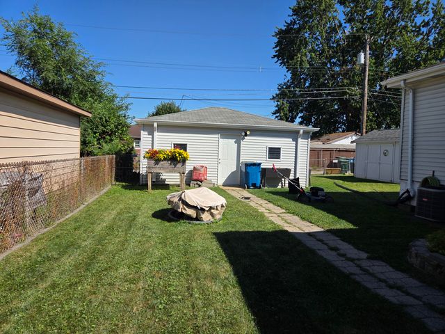 6743 Idaho Avenue, Hammond, IN 46323