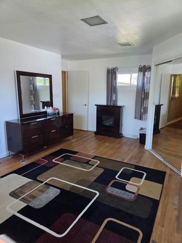 6743 Idaho Avenue, Hammond, IN 46323
