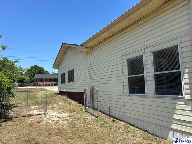 1416 Welch Dr., Florence, SC 29505