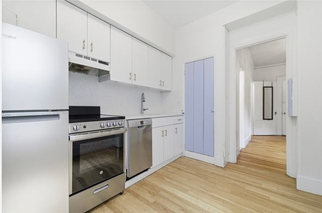 20 Joy 2, Boston, MA 02114