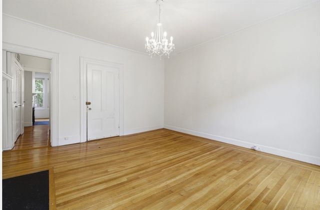 20 Joy 2, Boston, MA 02114