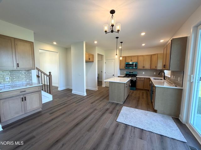 5051 Magnolia Drive, Oregon, OH 43616