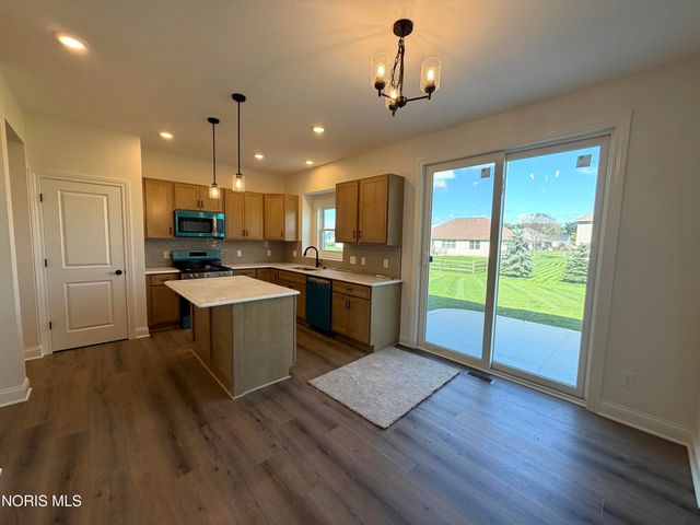 5051 Magnolia Drive, Oregon, OH 43616