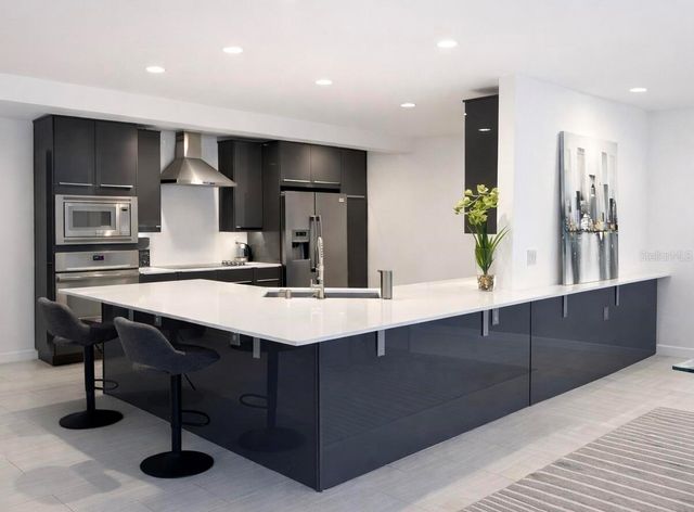 2906 SW 2ND AVENUE, Gainesville, FL 32607