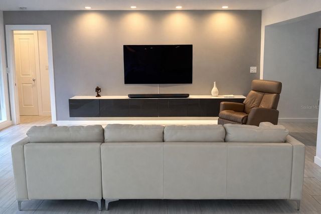 2906 SW 2ND AVENUE, Gainesville, FL 32607