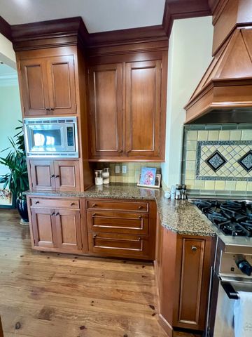 1 Vendue Range M, Charleston, SC 29401