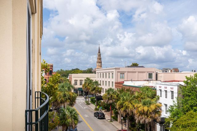 1 Vendue Range M, Charleston, SC 29401