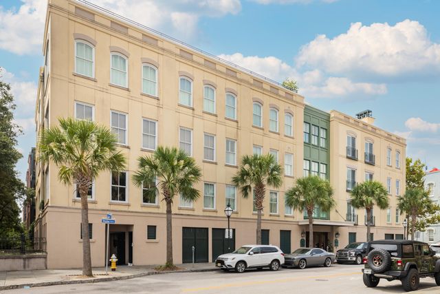 1 Vendue Range M, Charleston, SC 29401