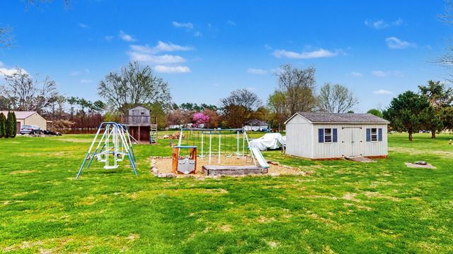 5304 Blackman Rd, Murfreesboro, TN 37129