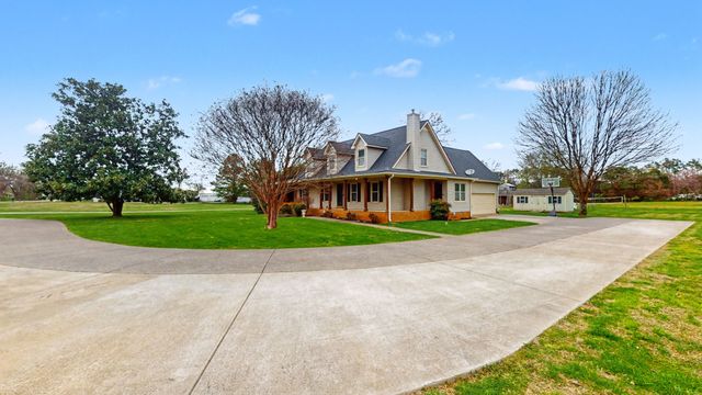 5304 Blackman Rd, Murfreesboro, TN 37129