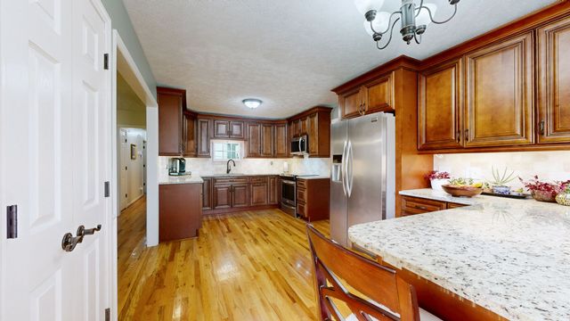 5304 Blackman Rd, Murfreesboro, TN 37129