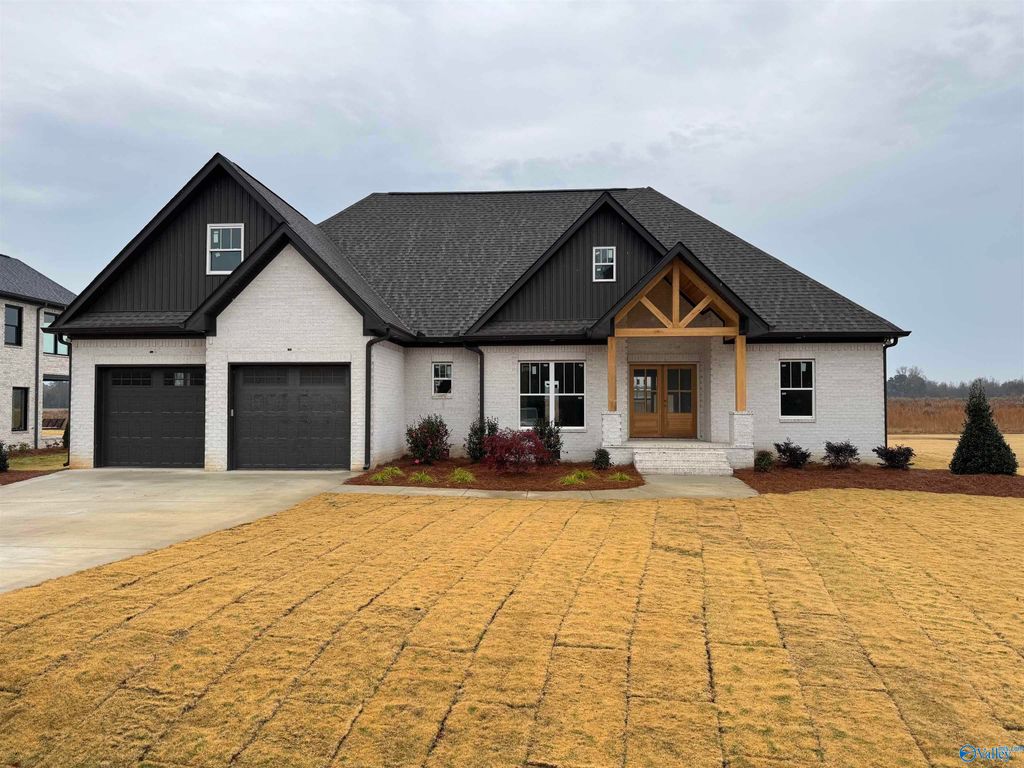 195 Caldwell Trail, Gadsden, AL 35901