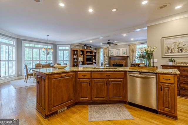 1251 Oxford Drive SE, Conyers, GA 30013