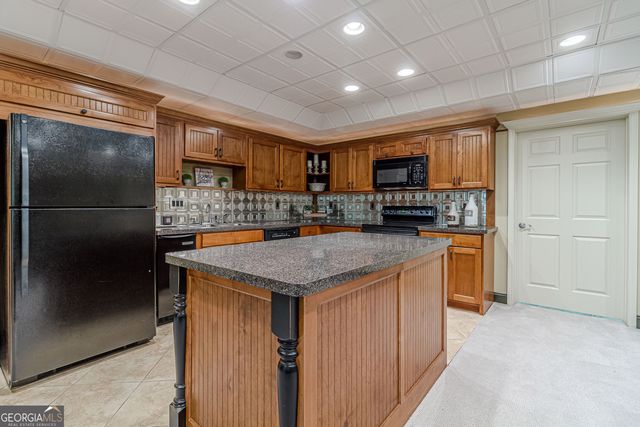1251 Oxford Drive SE, Conyers, GA 30013