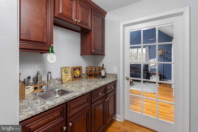 500 W FARMS RD, Howell, NJ 07731