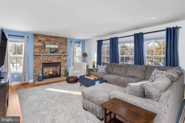 500 W FARMS RD, Howell, NJ 07731