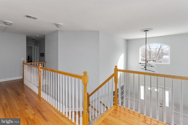 500 W FARMS RD, Howell, NJ 07731