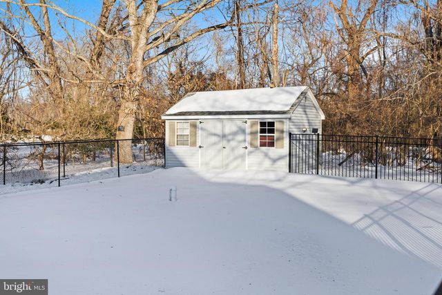 500 W FARMS RD, Howell, NJ 07731