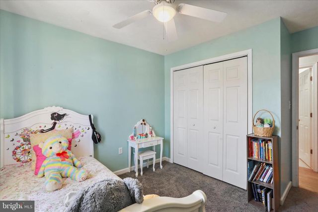 991 SELDON DR, Strasburg, VA 22657