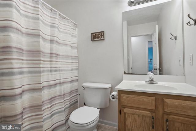 991 SELDON DR, Strasburg, VA 22657