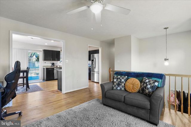 991 SELDON DR, Strasburg, VA 22657