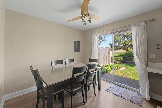 102 Bright Oaks Circle 102, Cary, IL 60013