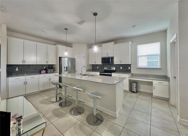 11925 FICTION AVENUE, Orlando, FL 32832